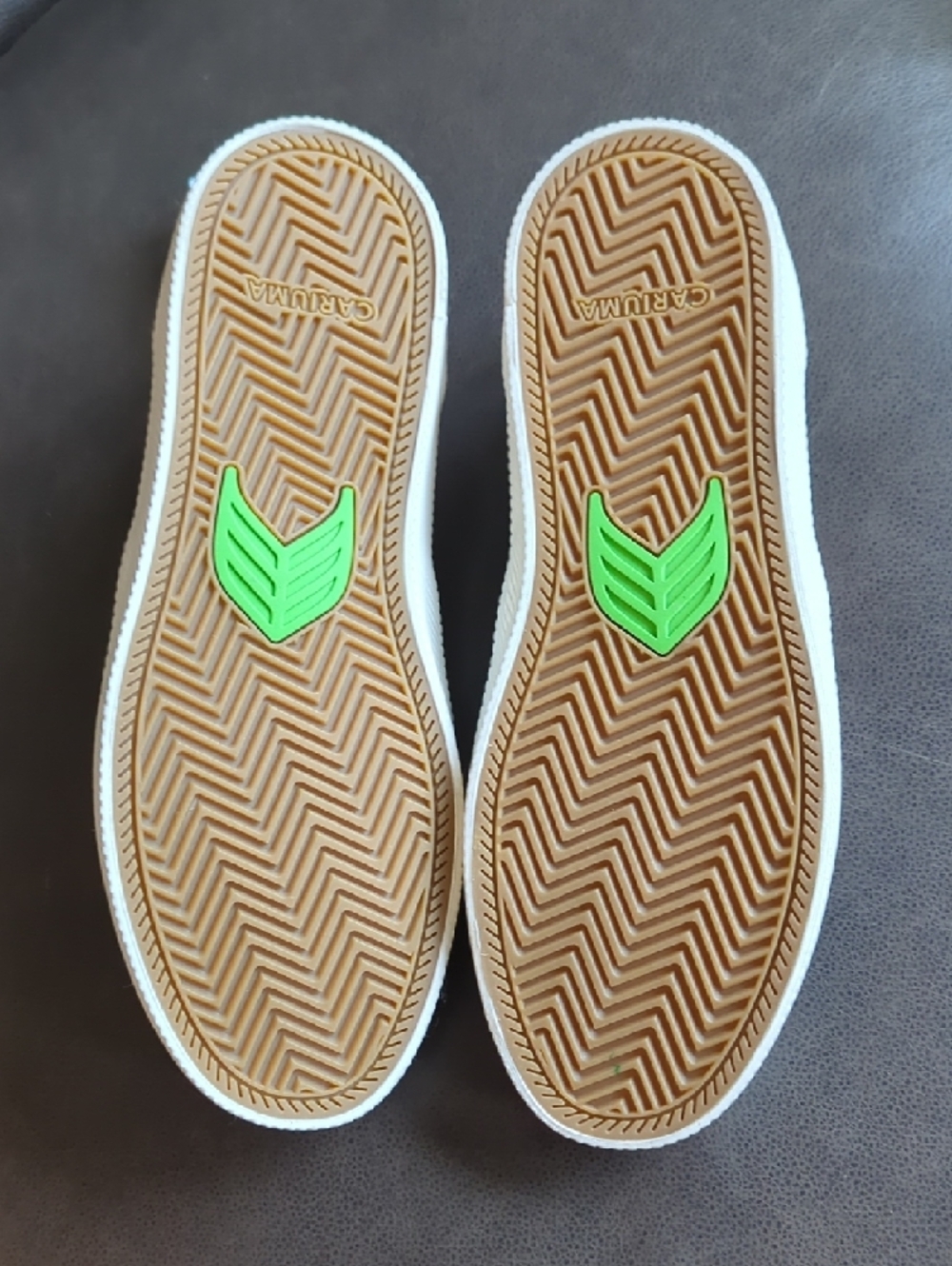 NWT Women's Sz 10 Cariuma X Peanuts Snoopy Pink Slip-On Sneakers - Picture 2 of 10